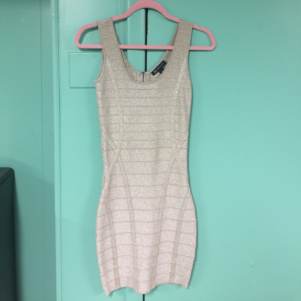 I.N.C. INTERNATIONAL CONCEPTS GOLD BODY CON  DRESS